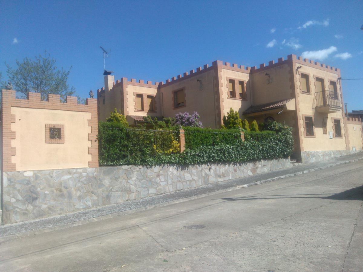Готель Fuerte De San Mauricio Palazuelo de Vedija Екстер'єр фото